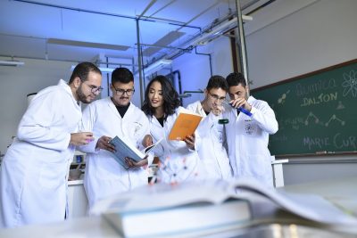 Medizin Zweitstudium Chancen - Das musst du wissen